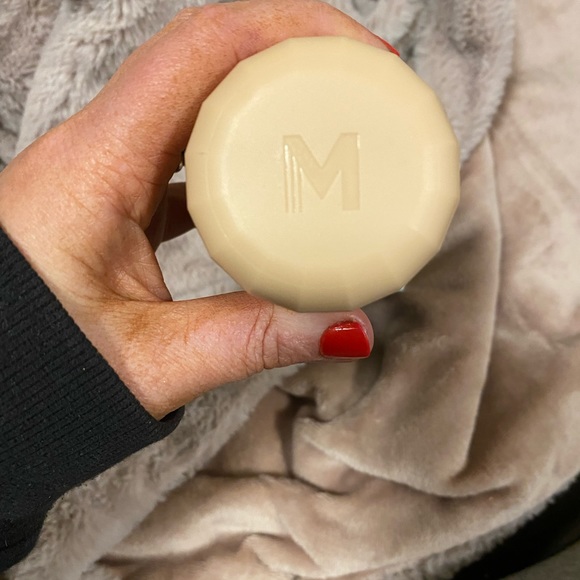 Brand new Myro Plant Powered Deodorant with case and 2 refills. Never been used. - Picture 3 of 7